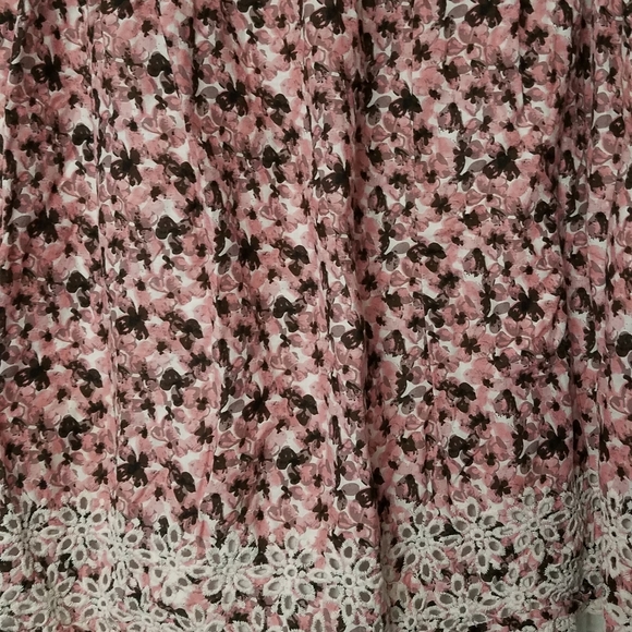 Vintage cottagecore pinup floral skirt M/L, donating 11/10 - Picture 3 of 10